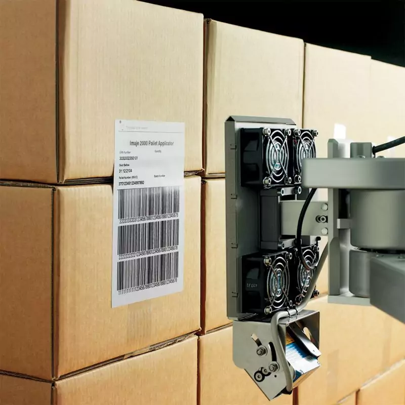 Print and apply labelling system 2200 Pallet applying a label to a pallet.